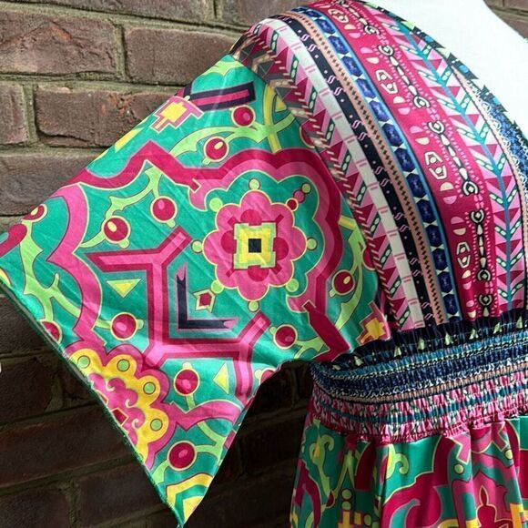 Fashion Multi Ruffle Leg Short Sleeve Romper Size Medium NEW - Picture 4 of 8